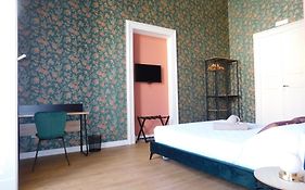 Hibiscus - Etnea Rooms